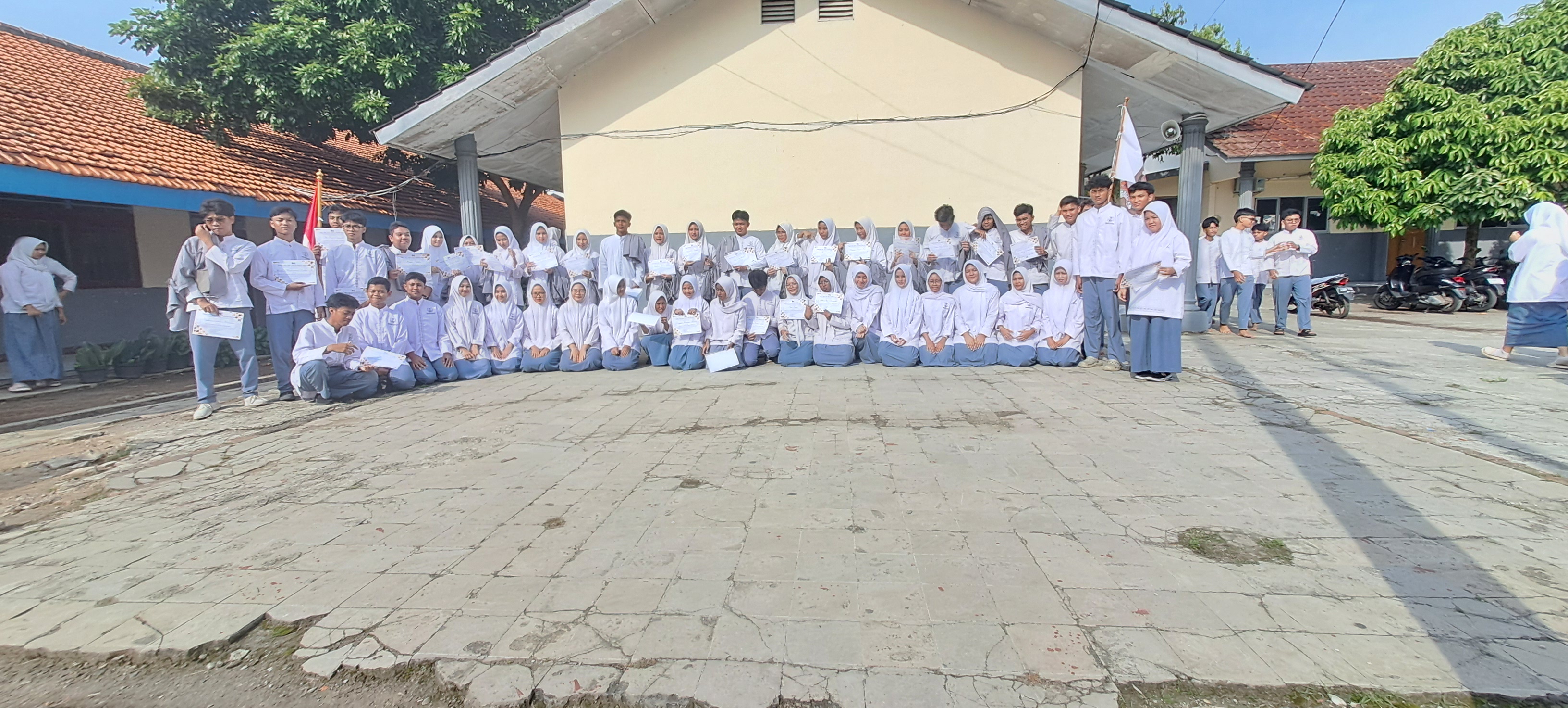 OSIS Foto